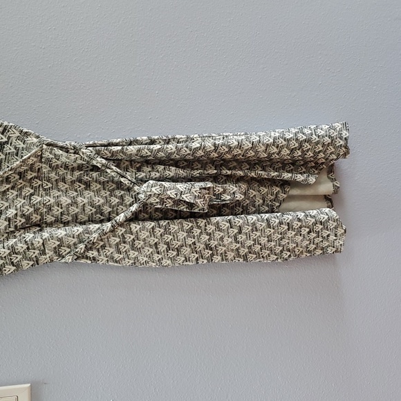 41 Hawthorn Liana faux wrap knit dress - Picture 3 of 11